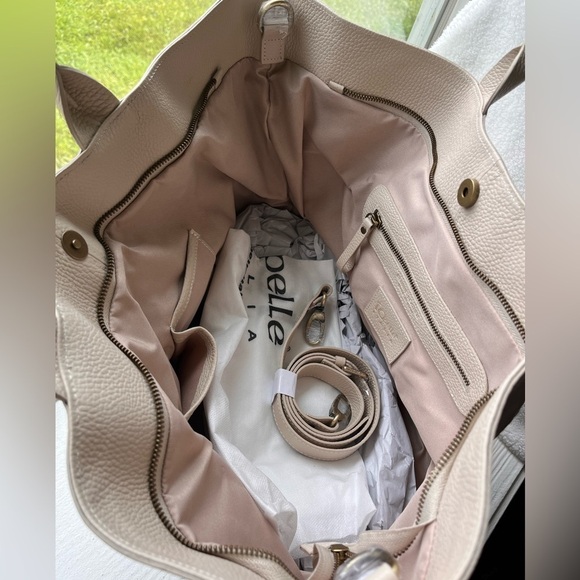 IO PELLE Italian Leather Skull Embossed Tote Bag Cream Beige NWT - Picture 2 of 5